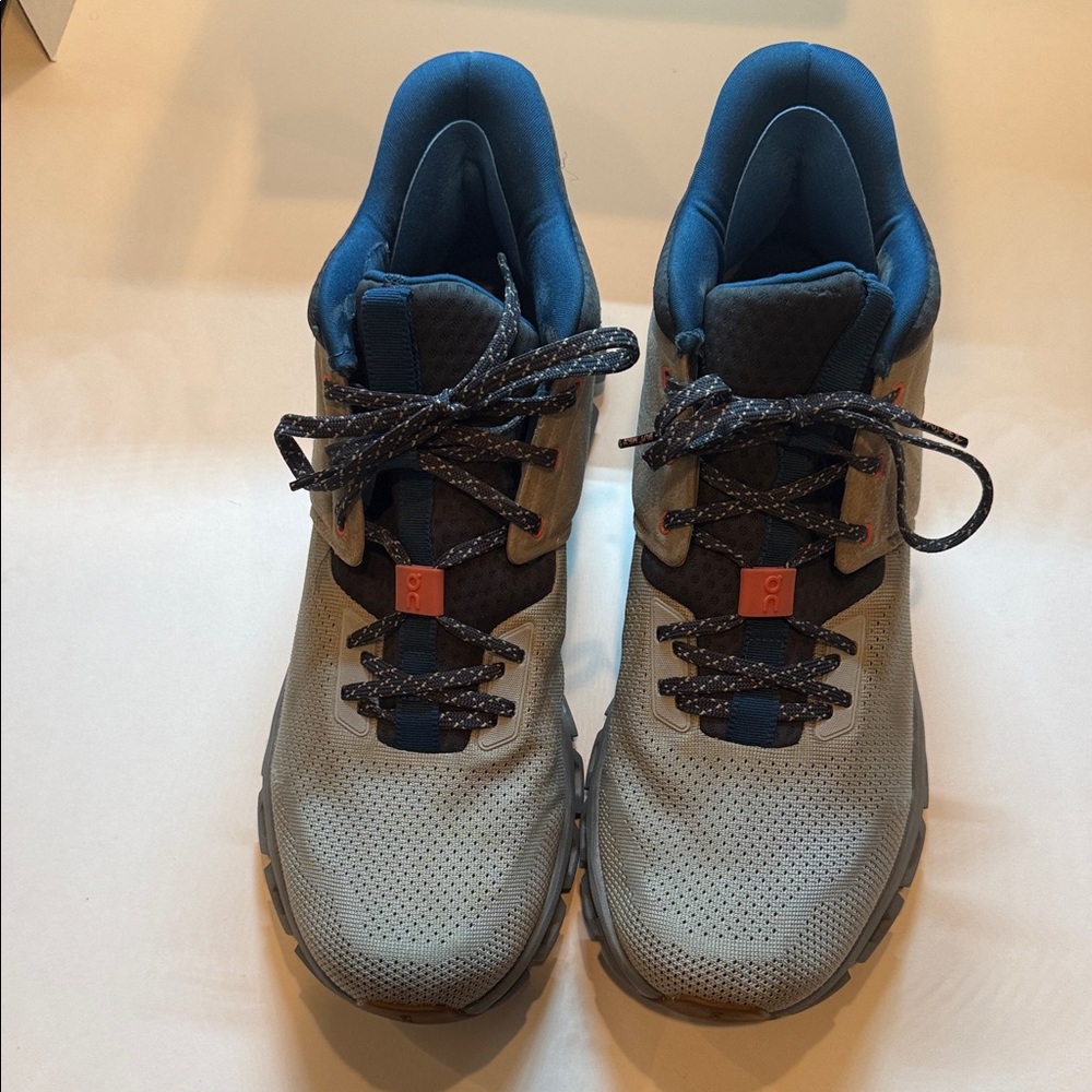 On Cloud Hi Edge Gray and Navy Athletic Shoes
